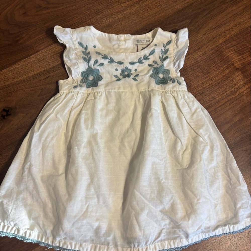 2t Rachel Zoe Ivory Dress with Teal Floral Design